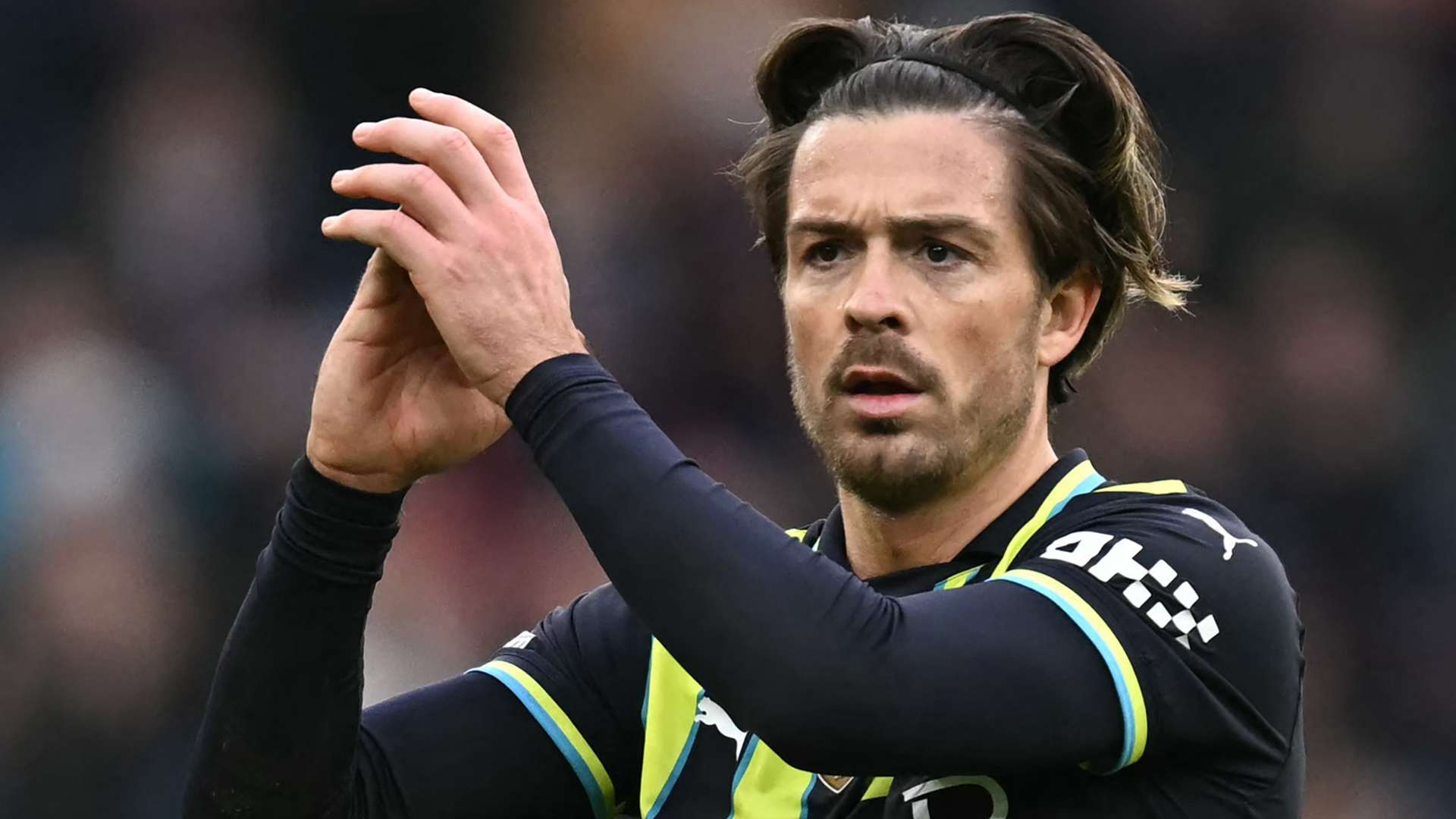 切尔西对阵曼联：红蓝对决悬念待揭，比分预测抢先看