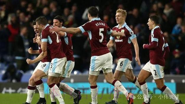 切尔西0-0伯恩茅斯!英超3轮不胜仅拿2分 加纳乔中柱 9号锋霸伤退 切尔西0-0伯恩茅斯!英超3轮不胜仅拿2分 加纳乔中柱 9号锋霸伤退