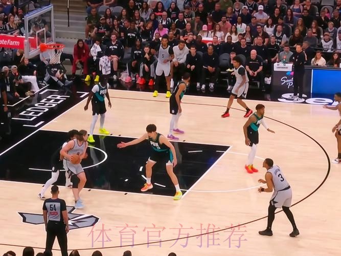 阿夫迪亚29+11+10，克林根两双杨瀚森2分2帽，开拓者复仇马刺